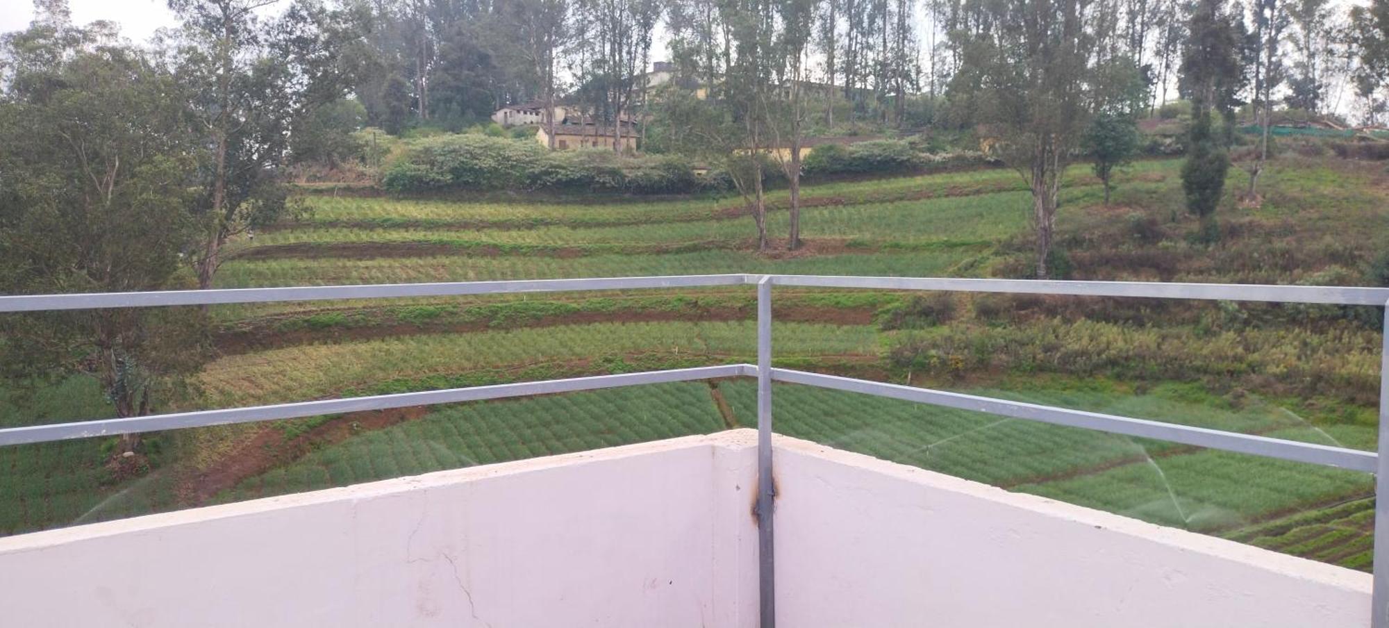 J J Homes Ooty Luaran gambar