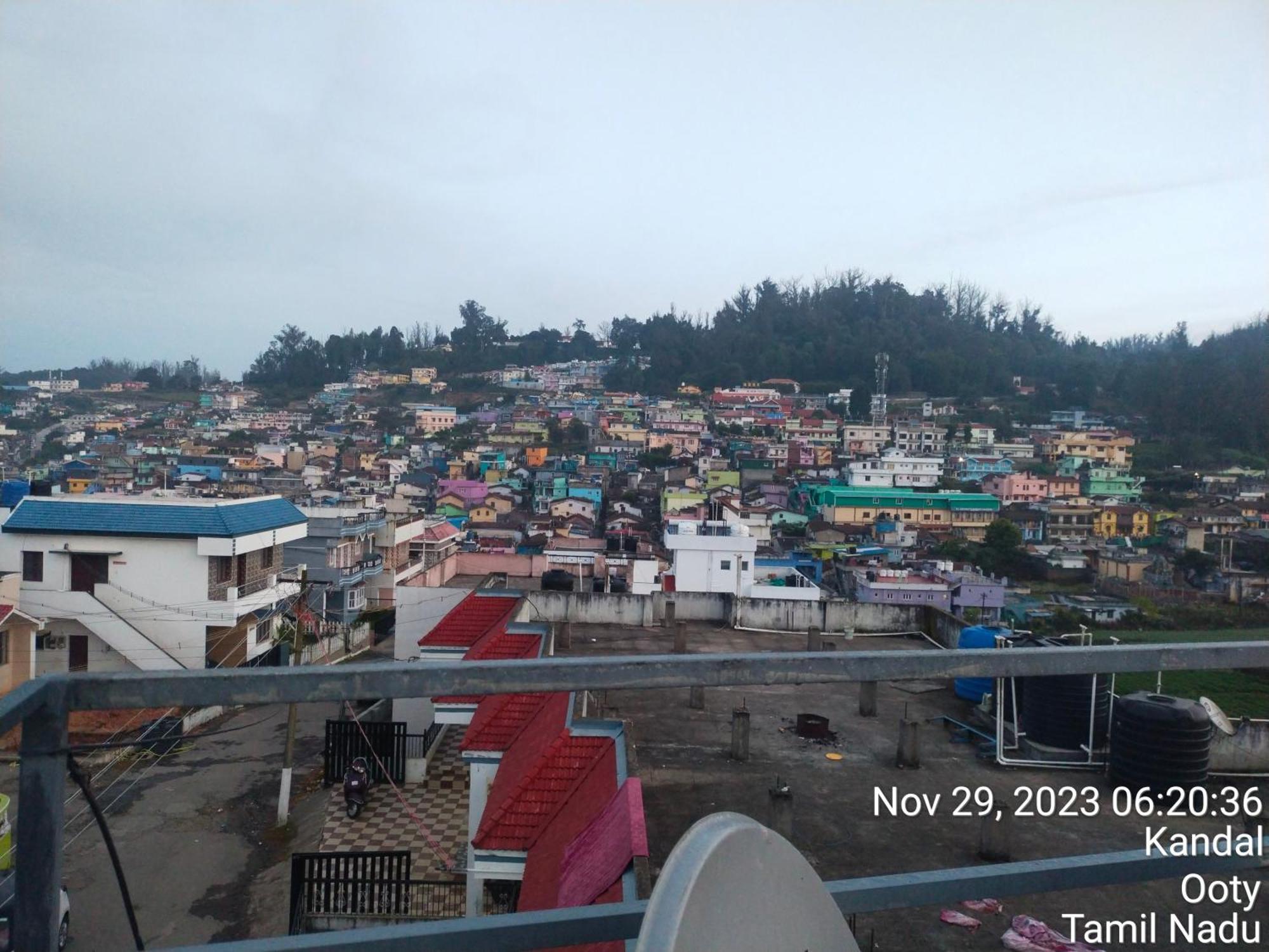 J J Homes Ooty Luaran gambar